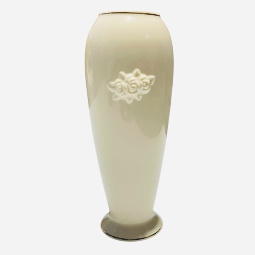 Like New! Vintage Lenox Rose Vase, Ivory Porcelain 24K Gold Trim - Picture 3 of 9